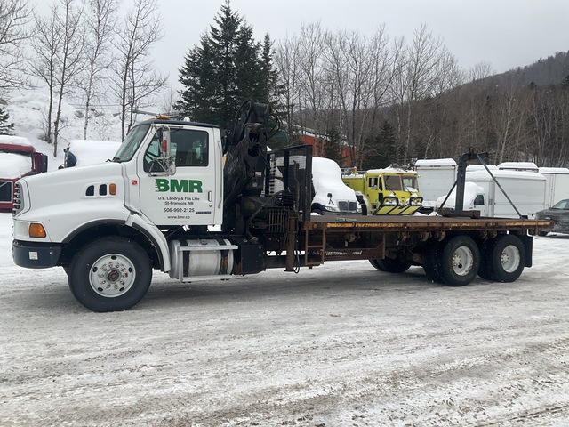 Hiab 190AW Knuckle Boom on 2005 Sterling L8500 6x4 Boom Truck