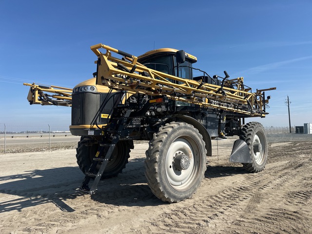 2015 Rogator RG 900B 50 ft 4x4 High Clearance Self-Propelled Sprayer
