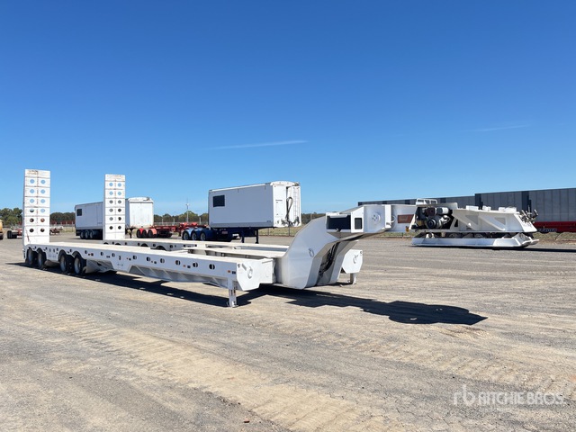2011 TRT 4 Rows of 8 Hydraulic Widening Lowboy Trailer | Ritchie Bros ...