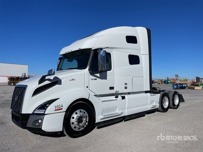 2022 Volvo VNL760 6x4 T/A Sleeper Truck Tractor