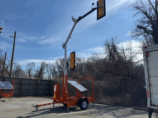 Quantity of (3) 2023 North America Traffic Portable Solar Powered Traffic Light