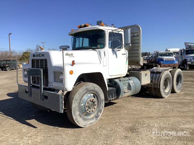 1987 Mack R686ST 6x4 T/A Day Cab Truck Tractor | Ritchie Bros. Auctioneers