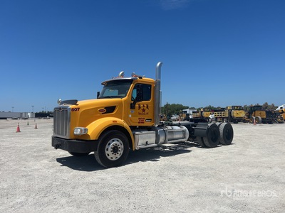 2015 Peterbilt 567 6x4 トラックトラクター（T/A）