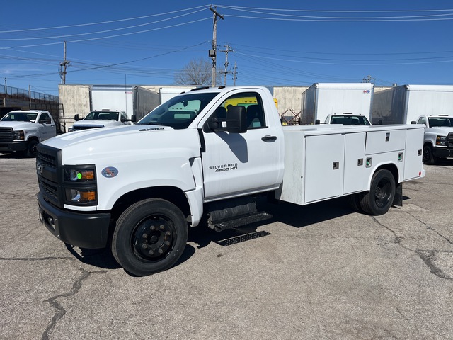 2024 Chevrolet Silverado 4500HD 4x2 Utility Truck (Unused)