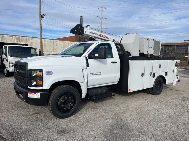 2024 Chevrolet Silverado 5500 4x2 Service Truck (Unused)