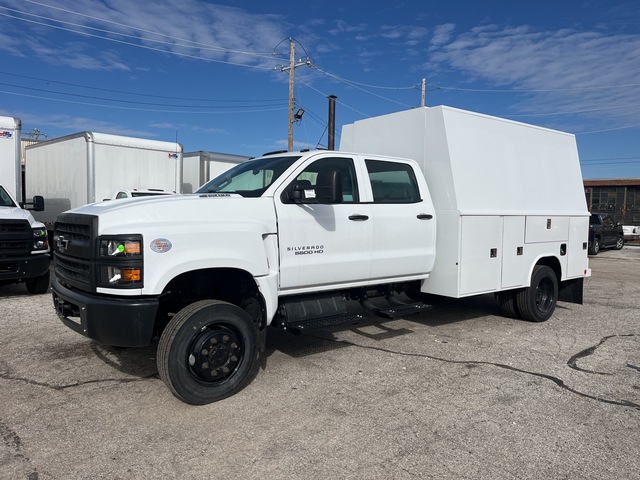 2024 Chevrolet Silverado 5500HD 4x4 Crew Cab Utility Truck (Unused)