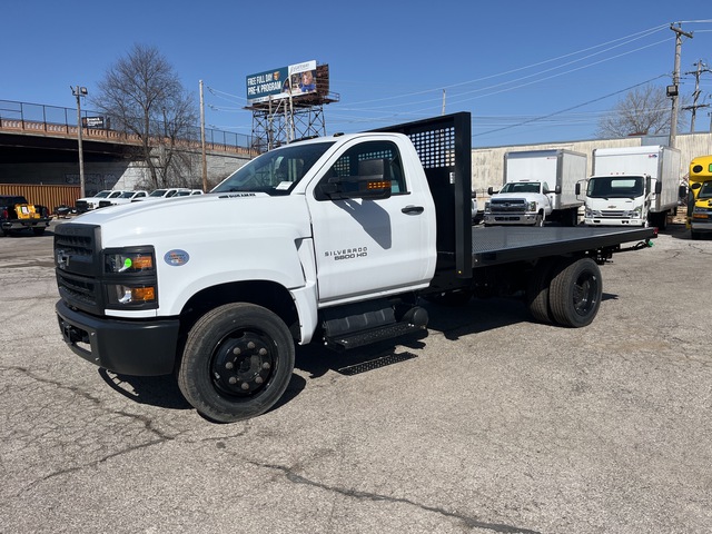 2023 Chevrolet 6500 4x2 Flatbed Truck (Unused)