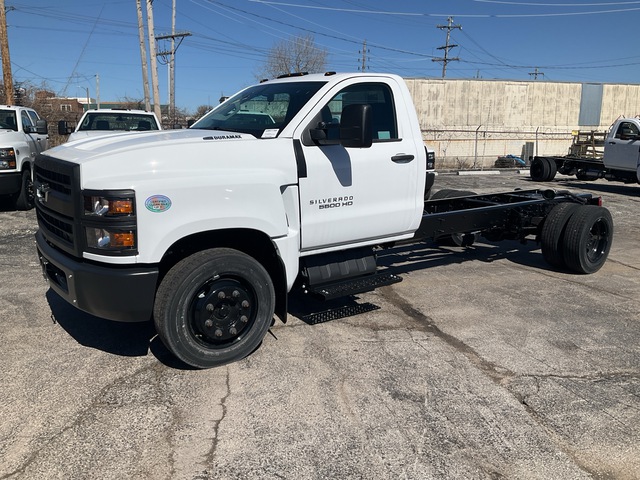 2024 Chevrolet 5500 4x2 Cab and Chassis (Unused)