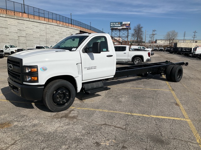 2024 Chevrolet 5500 4x2 Cab and Chassis (Unused)