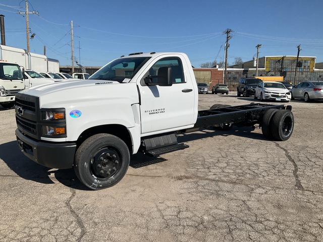 2024 Chevrolet 5500 4x2 Cab and Chassis (Unused)