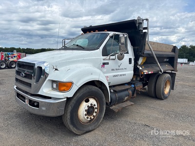 2011 Ford F-750 XL 4x2 S/A Dump Truck