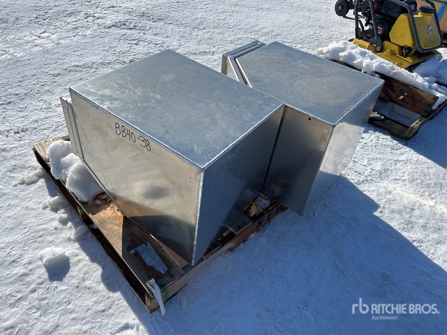 Quantity of (2) Aluminum Step Boxes | Ritchie Bros. Auctioneers