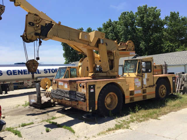 1979 Grove Industrial 2535 Carry Deck Crane