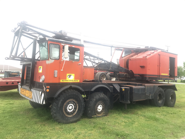 1970 (unverified) Bay City Shovels 640 Lattice-Boom Truck Crane