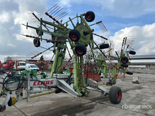 Claas Liner 3000 Hay Rake | Ritchie Bros. Auctioneers