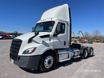 2021 Freightliner Cascadia 116 6x4 T/A Day Cab Truck Tractor