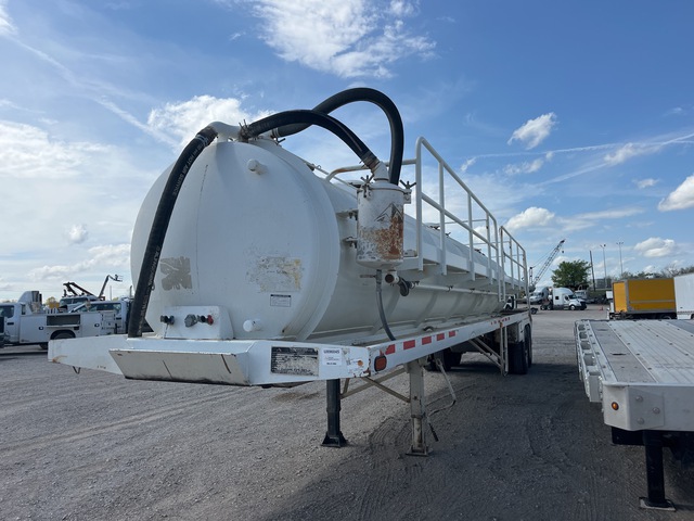 2014 PCI 130 BBL 5460 gal T/A Vacuum Tanker Trailer