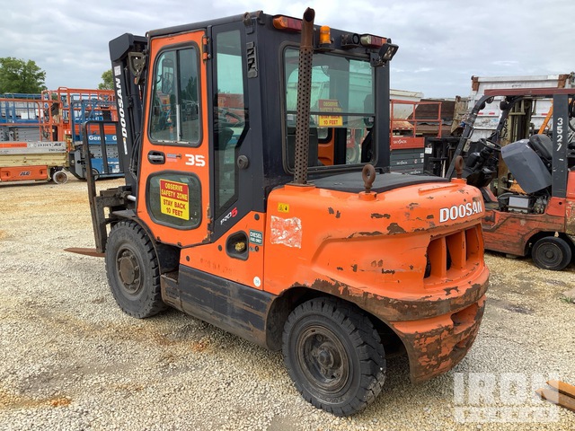 MONTACARGAS 2014 DOOSAN D35S5