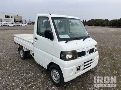 2010 年 Nissan CLIPPER Minivan