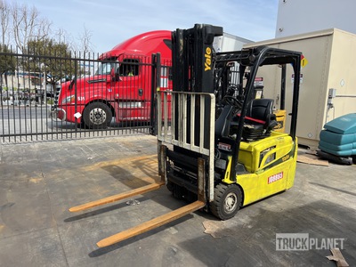 2019 Yale ERP035VT 3400 lb Carrelli Elevatori Elettrici