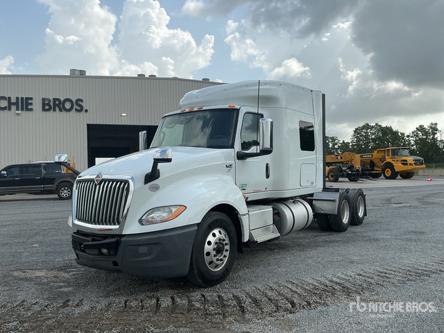2019 International LT625 6x4 T/A Sleeper Truck Tractor