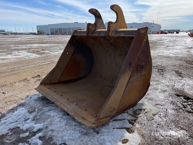 WBM 72 in Q/C Cleanup Excavator Bucket - Fits John Deere 350G | Ritchie ...
