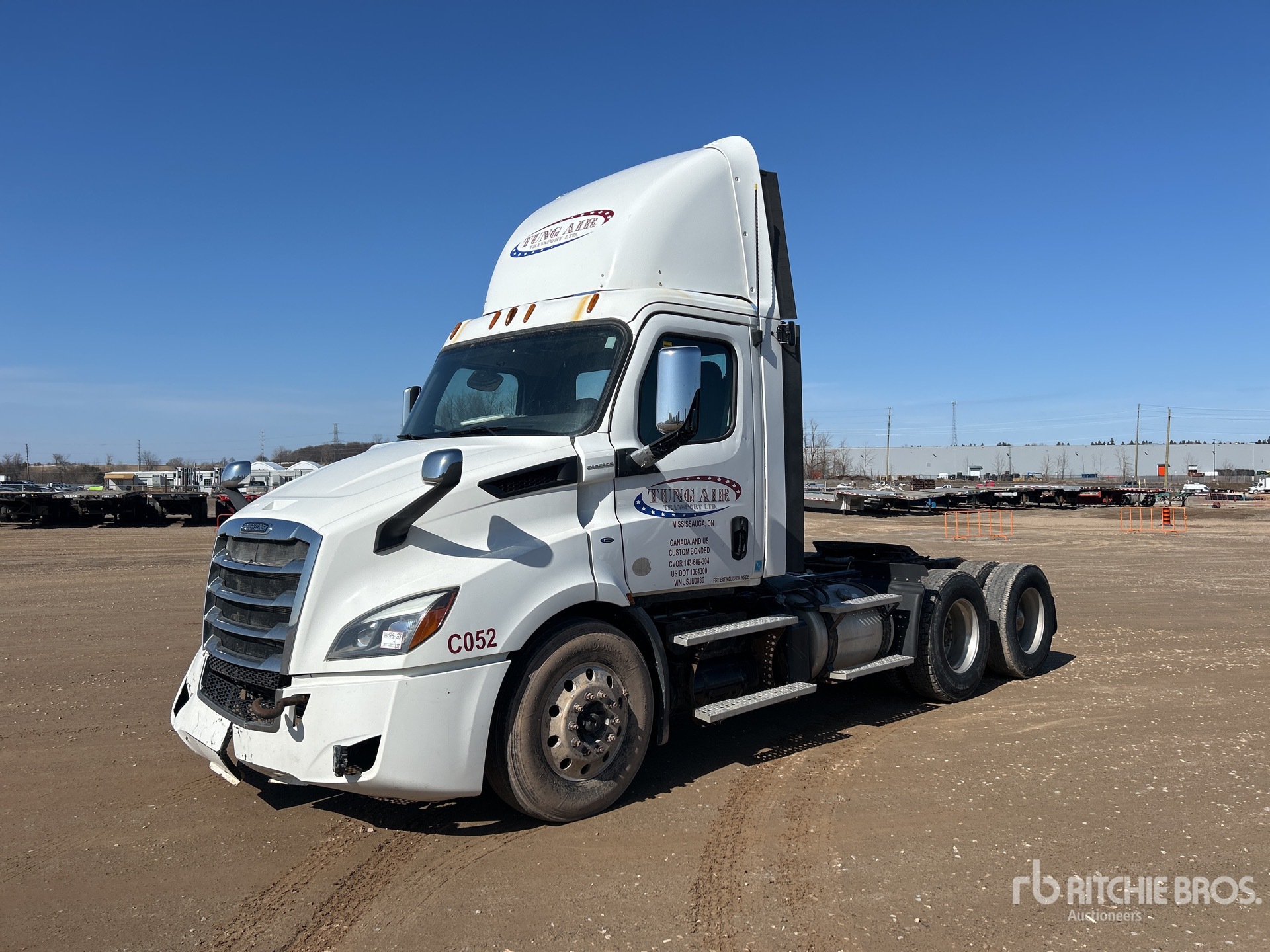 2018 Freightliner Cascadia 116 Day Cab Prime Mover