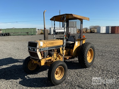 Case International 385 2WD Tractor