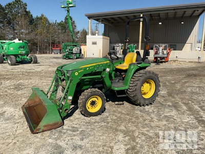 2018 John Deere 3032E 4WD Utility Tractor