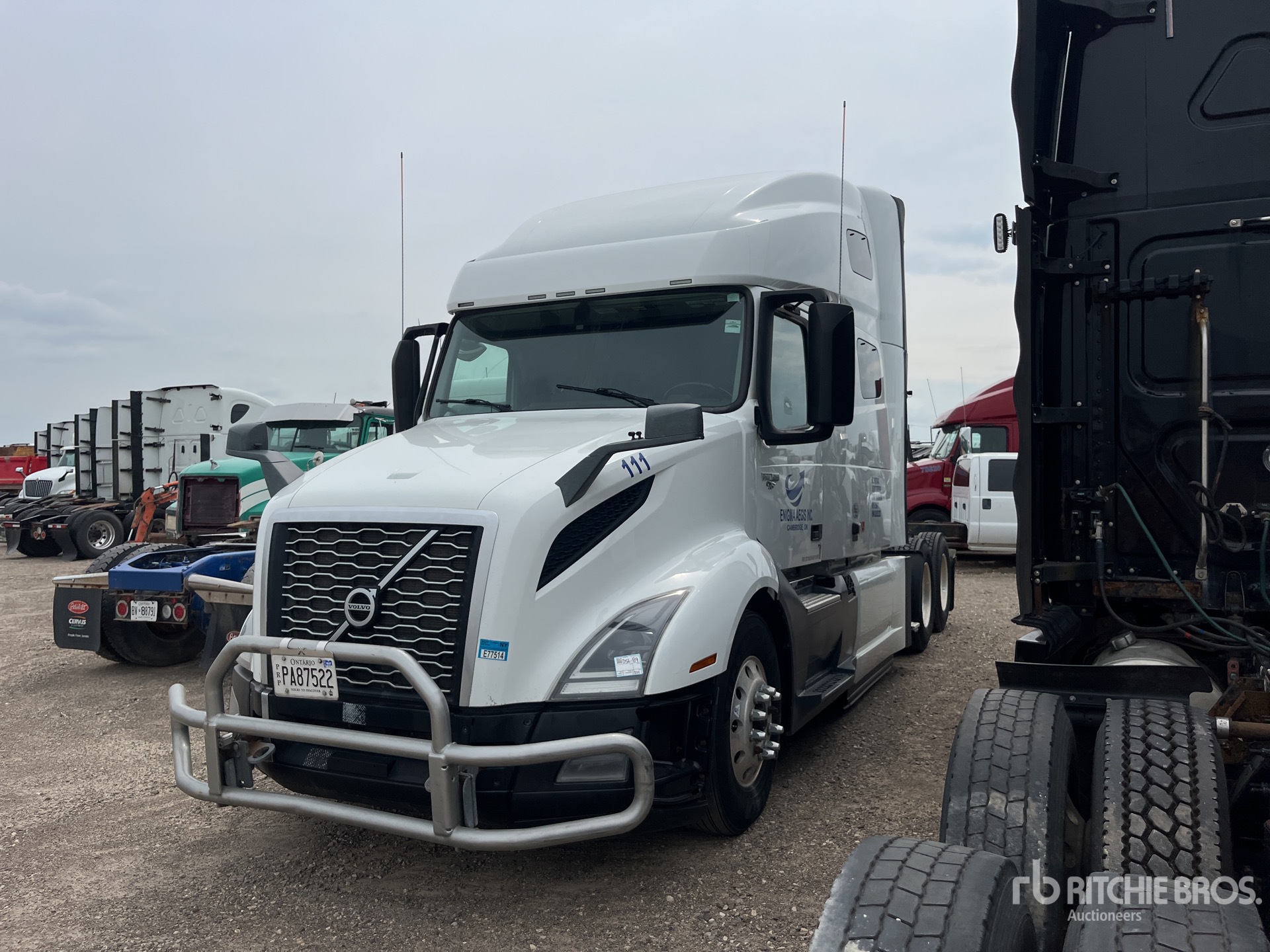 2020 Volvo VNL760 6x4 T/A Sleeper Truck Tractor