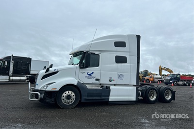 2020 Volvo VNL760 6x4 Tracteur Routier Couchette