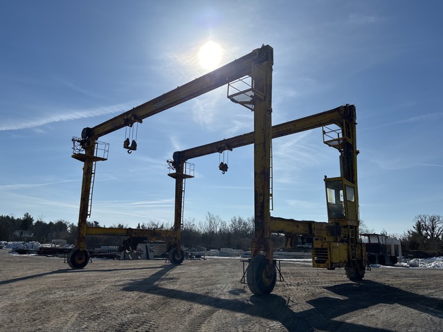 1970 (unverified) Mi-Jack 500 AI Travel Lift 50000 lb Gantry Crane 1970 (unverified) Mi-Jack 500 AI Travel Lift 50000 lb Gantry Crane