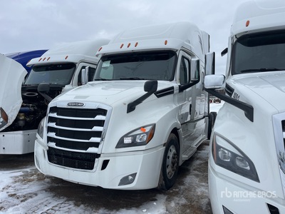 2019 Freightliner Cascadia 126 6x4 T/A Slaapcabine Trekker