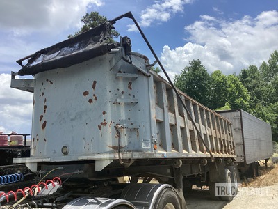 1996 Borco D8 28 ft T/A Tipping Trailer