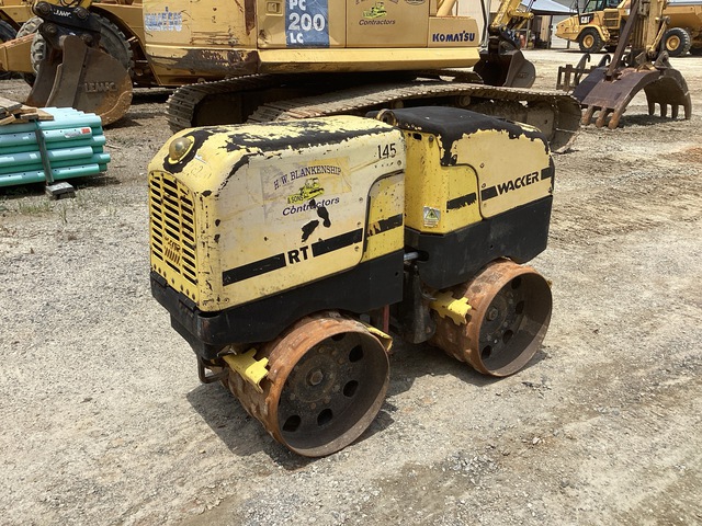 2004 Wacker RT