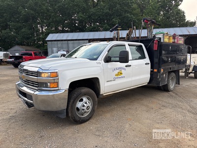 2015 Chevrolet Silverado 3500HD 4x2 Crew Cab Camión Caja Abierta