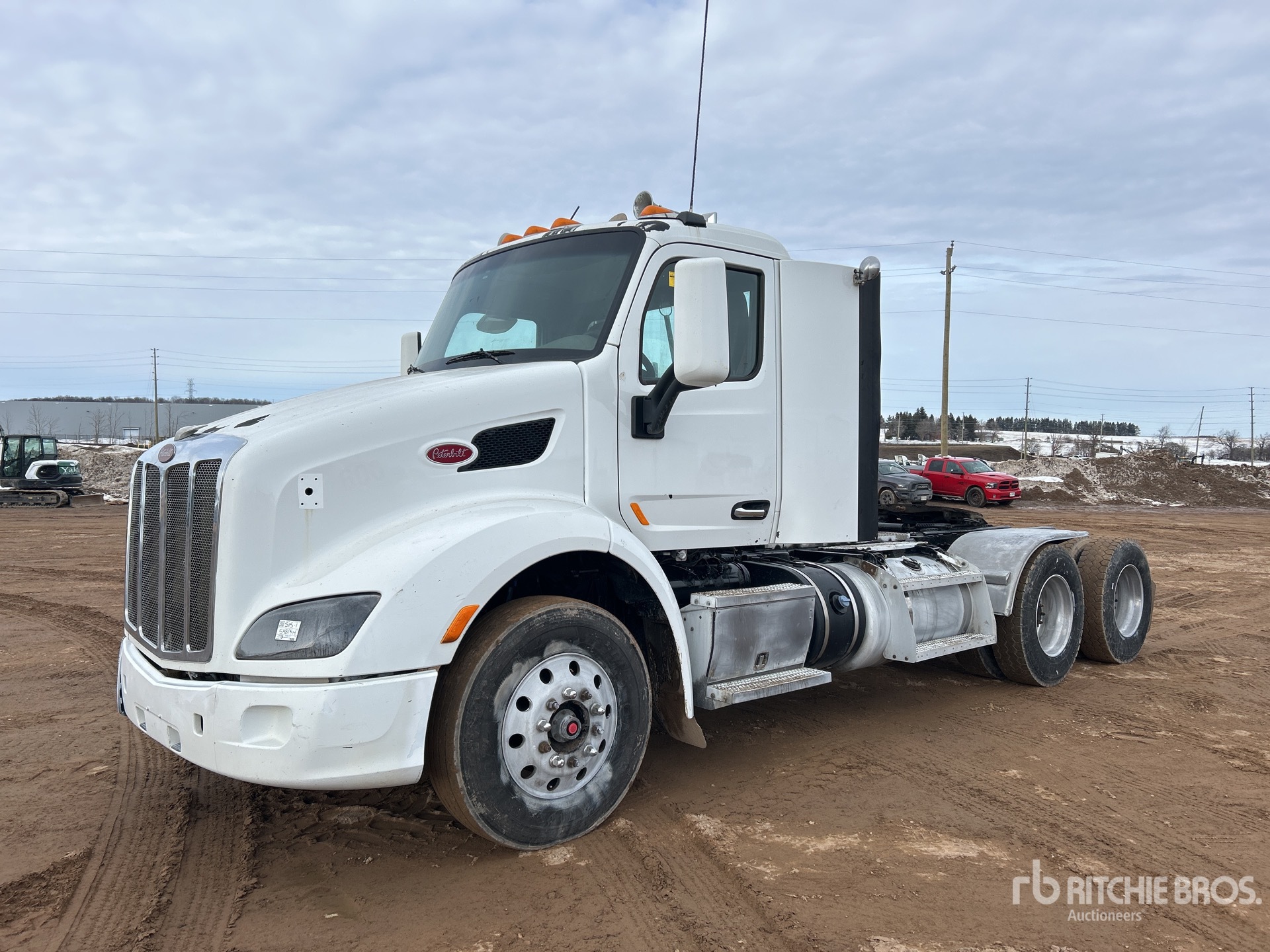 2014 Peterbilt 579 6x4 3- Achs Sattelzugmaschine mit Schlafkabine