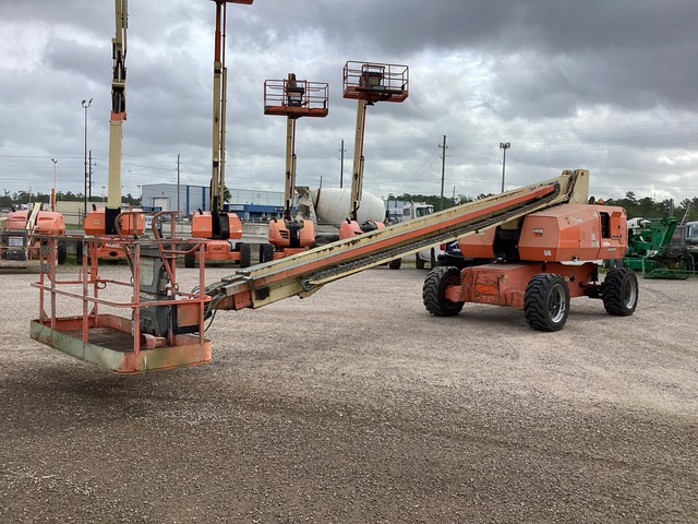 2013 JLG 800S