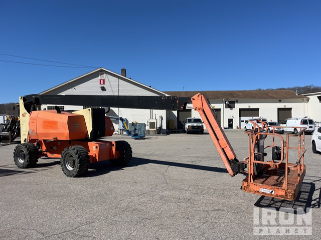 ELEVADOR ARTICULADO 2012 JLG 4WD 800AJ