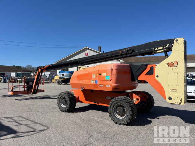 ELEVADOR ARTICULADO 2012 JLG 4WD 800AJ