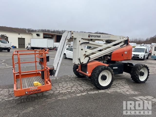 ELEVADOR ARTICULADO 2014 SNORKEL 4WD A46JRT