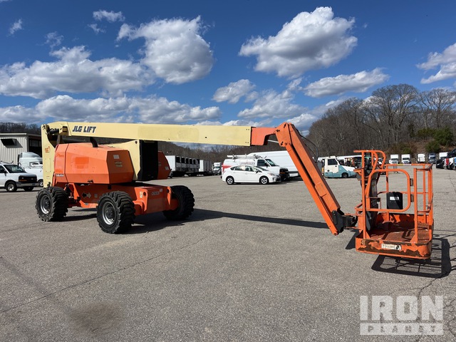ELEVADOR ARTICULADO 2012 JLG 4WD 800AJ
