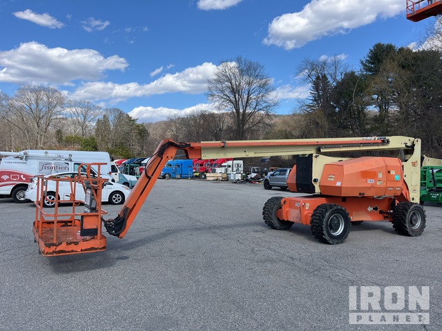 ELEVADOR ARTICULADO 2012 JLG 4WD 800AJ