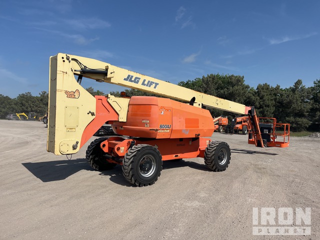 ELEVADOR ARTICULADO 2013 JLG 4WD 800AJ
