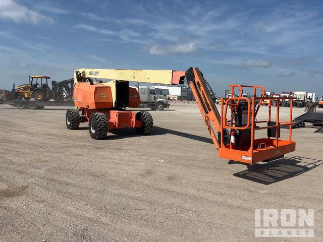 ELEVADOR ARTICULADO 2013 JLG 4WD 800AJ