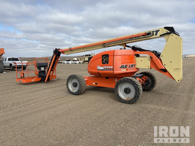 ELEVADOR ARTICULADO 2013 JLG 4WD 600AJ