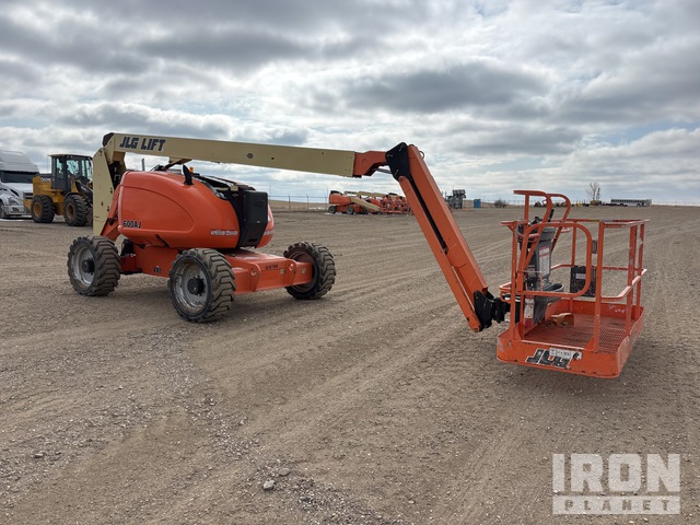 ELEVADOR ARTICULADO 2013 JLG 4WD 600AJ