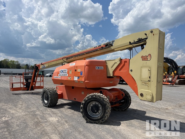 ELEVADOR ARTICULADO 2013 JLG 4WD 800AJ
