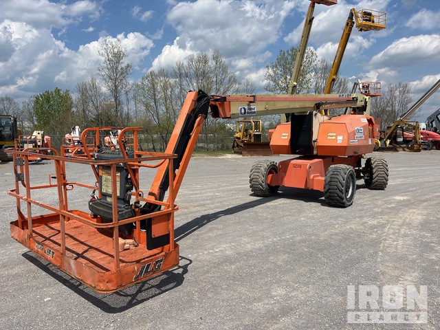 ELEVADOR ARTICULADO 2013 JLG 4WD 800AJ