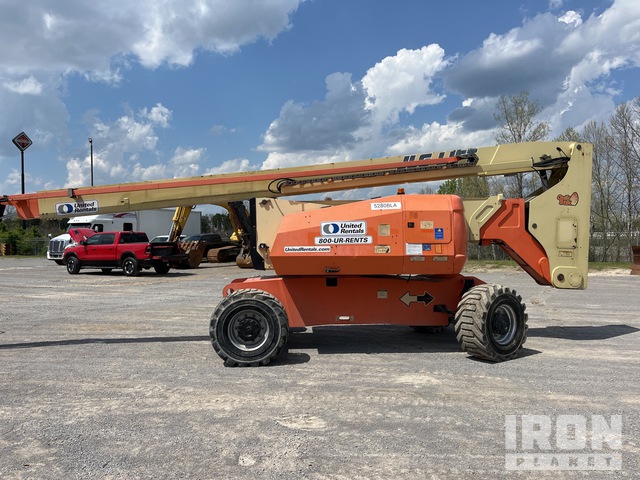 ELEVADOR ARTICULADO 2013 JLG 4WD 800AJ